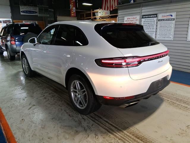 2021 Porsche Macan AWD