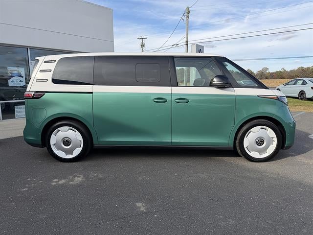 2025 Volkswagen ID. BUZZ 1st Edition 4MOTION w/Two-Tone