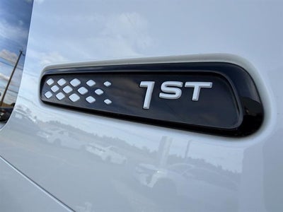 2025 Volkswagen ID. BUZZ 1st Edition 4MOTION w/Two-Tone