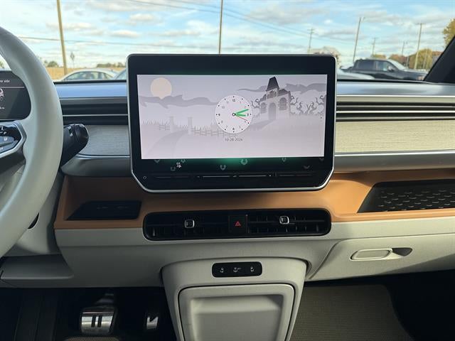 2025 Volkswagen ID. BUZZ 1st Edition 4MOTION w/Two-Tone