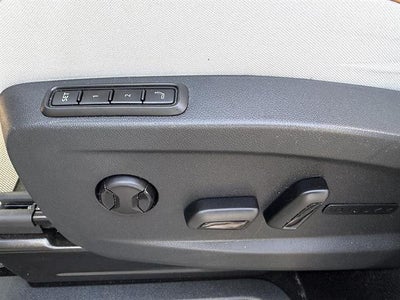 2025 Volkswagen ID. BUZZ 1st Edition 4MOTION w/Two-Tone