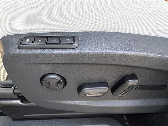 2025 Volkswagen ID. BUZZ 1st Edition 4MOTION w/Two-Tone