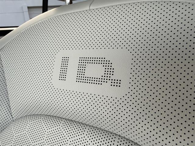 2025 Volkswagen ID. BUZZ 1st Edition 4MOTION w/Two-Tone