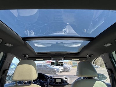 2014 Volkswagen Tiguan R-Line 4Motion