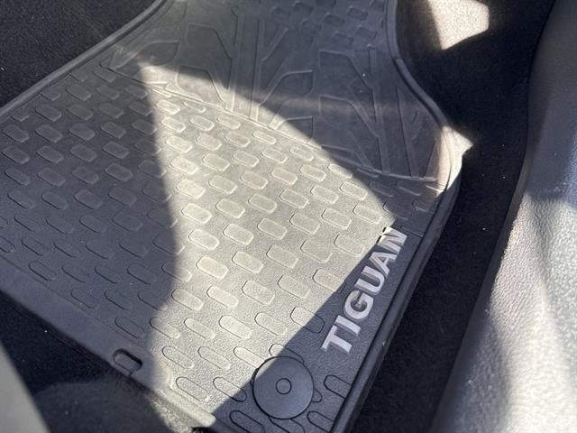 2017 Volkswagen Tiguan Limited S