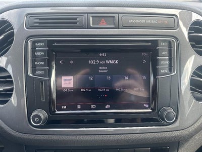 2017 Volkswagen Tiguan Limited 2.0T Limited S 4Motion
