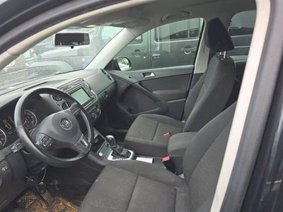 2017 Volkswagen Tiguan Limited 2.0T Limited S 4Motion