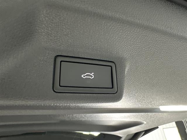 2025 Volkswagen ID. Buzz Pro S Plus