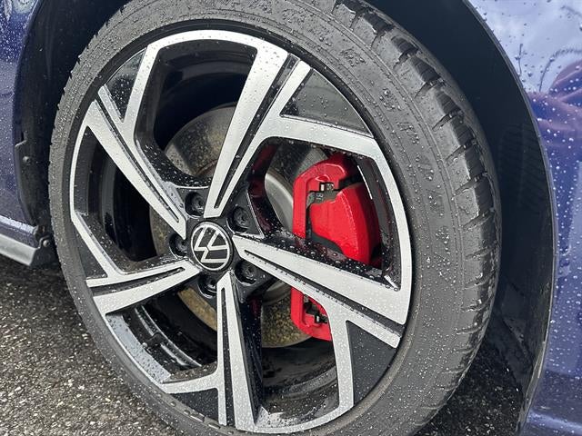 2024 Volkswagen Golf GTI 2.0T SE DSG