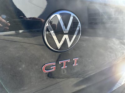 2024 Volkswagen Golf GTI SE