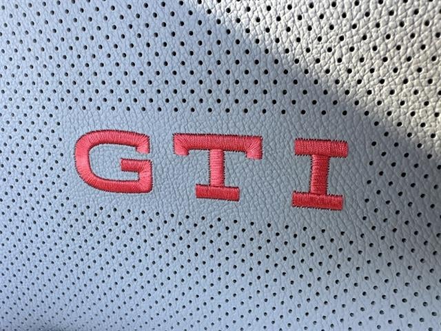 2024 Volkswagen Golf GTI SE