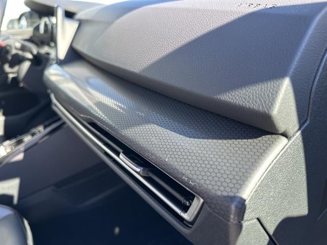 2024 Volkswagen Golf GTI SE