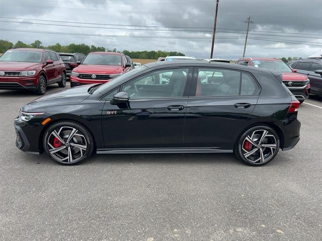 2025 Volkswagen Golf GTI SE