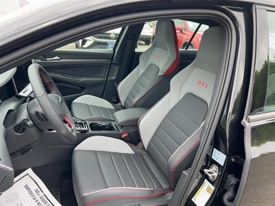 2025 Volkswagen Golf GTI SE