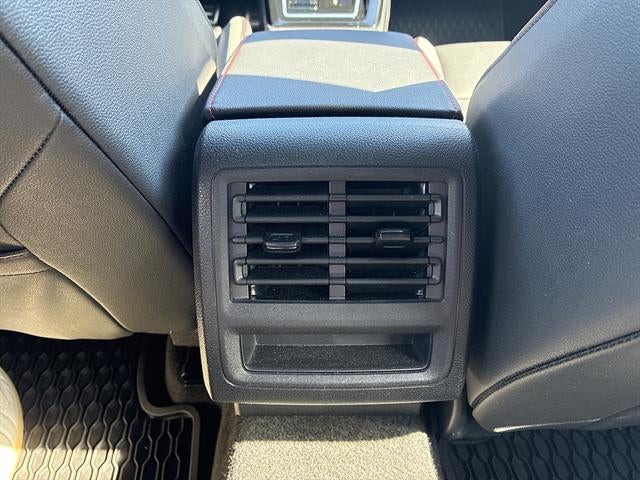2024 Volkswagen Golf GTI 2.0T SE DSG