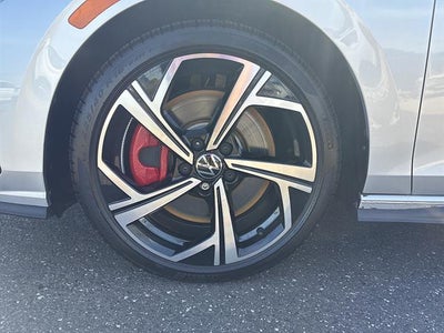 2024 Volkswagen Golf GTI 2.0T SE DSG