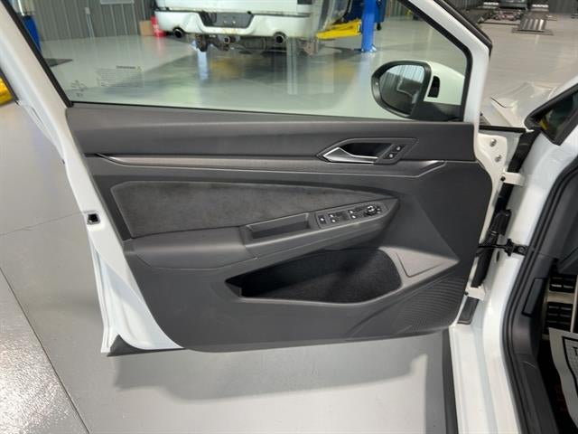 2025 Volkswagen Golf GTI SE