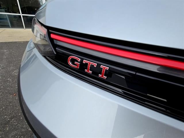 2026 Volkswagen Golf GTI SE