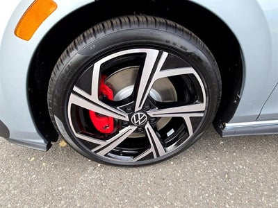 2026 Volkswagen Golf GTI SE