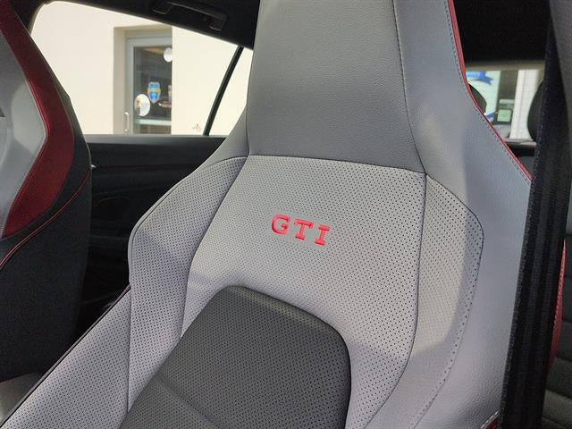2026 Volkswagen Golf GTI 2.0T Autobahn DSG
