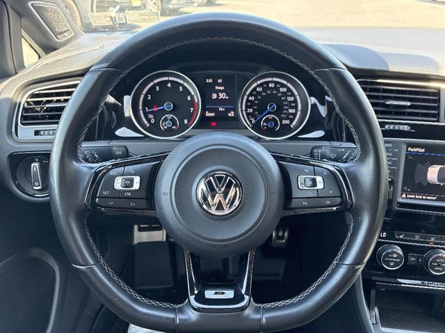 2017 Volkswagen Golf R 4-Door Manual w/DCC/Nav