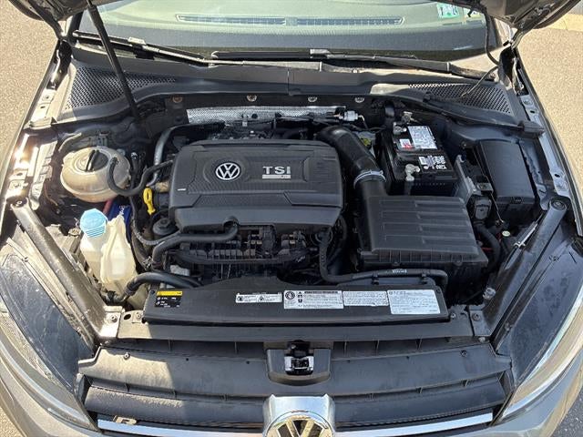 2017 Volkswagen Golf R 4-Door Manual w/DCC/Nav