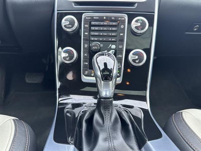 2016 Volvo S60 Cross Country T5 Platinum