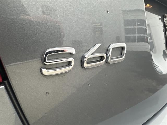 2016 Volvo S60 Cross Country T5 Platinum