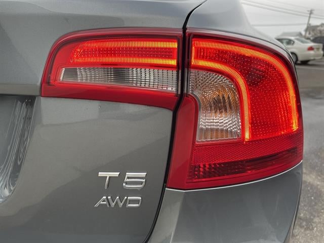 2016 Volvo S60 Cross Country T5 Platinum