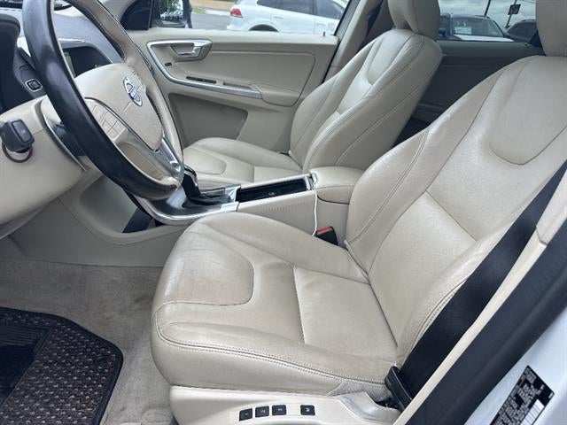2015 Volvo XC60 2015.5 AWD 4dr T6